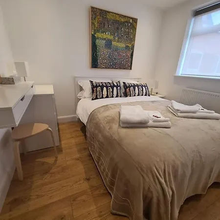 Apartamento Neon Heights 2 Bed Luton Town Centre Exterior foto