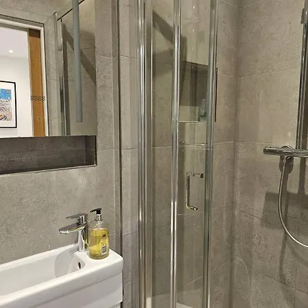Apartamento Neon Heights 2 Bed Luton Town Centre Exterior foto